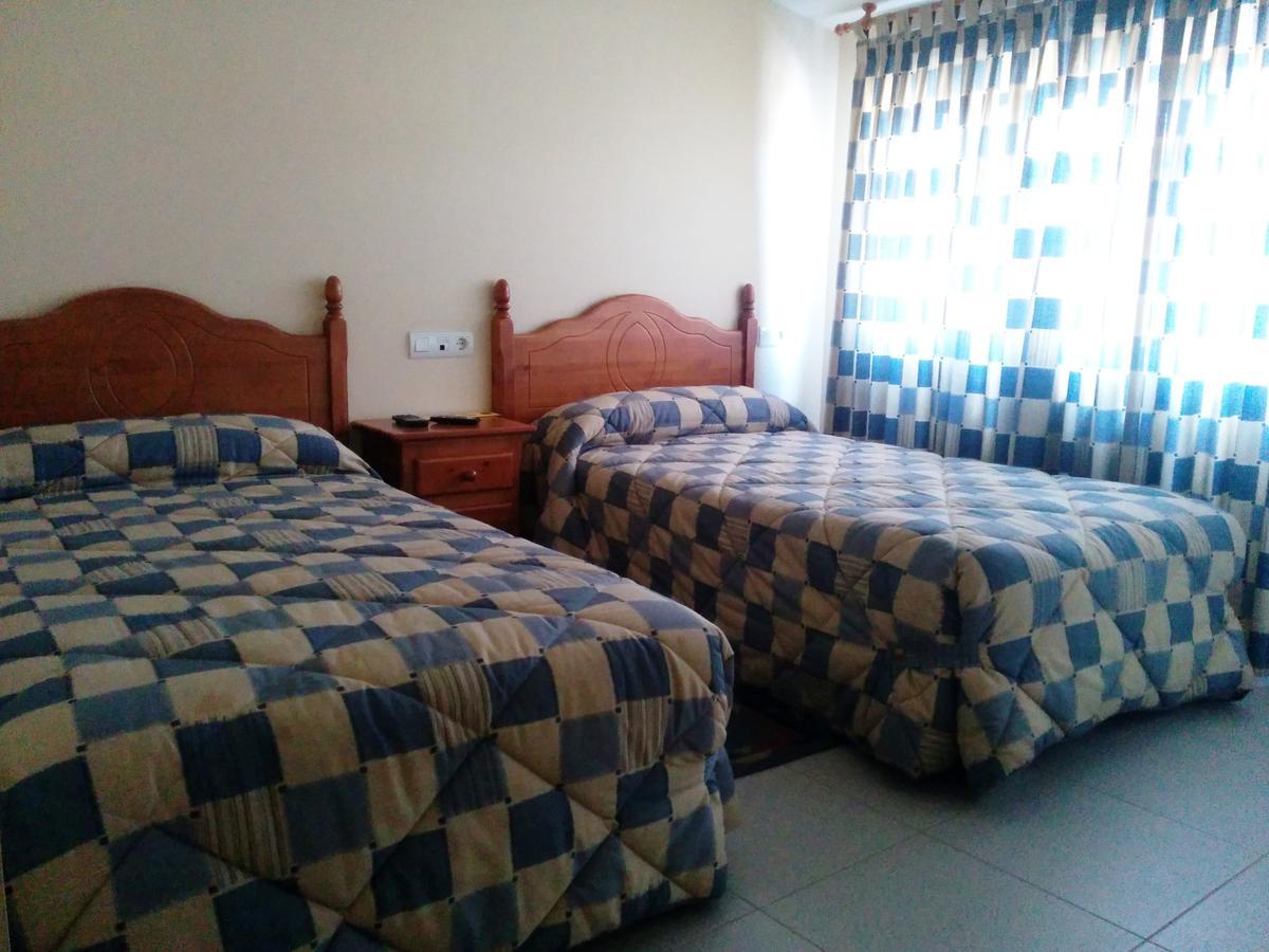 Hostal Carmen Hotel El Puente  Ngoại thất bức ảnh