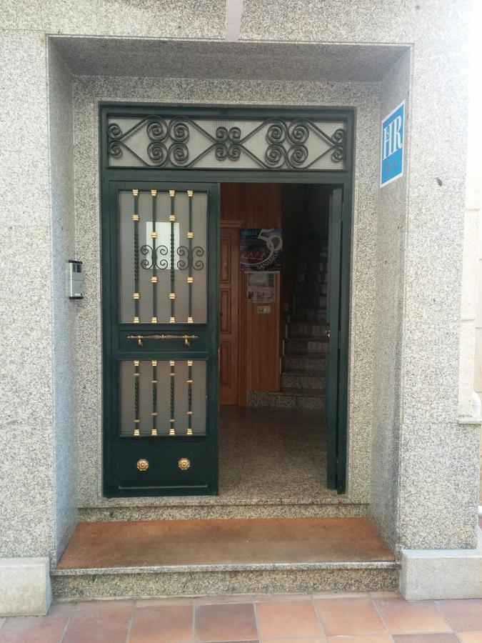Hostal Carmen Hotel El Puente  Ngoại thất bức ảnh